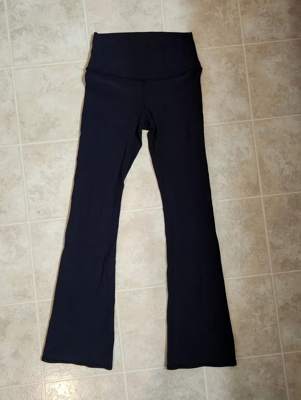 Alo Yoga Airbrush High-Waist Bootcut Leggings